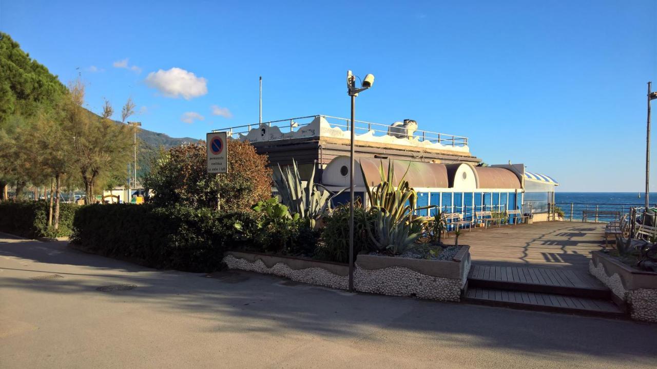 Deluxe 4 Bedrooms In Fegina Monterosso モンテロッソ・アル・マーレ エクステリア 写真