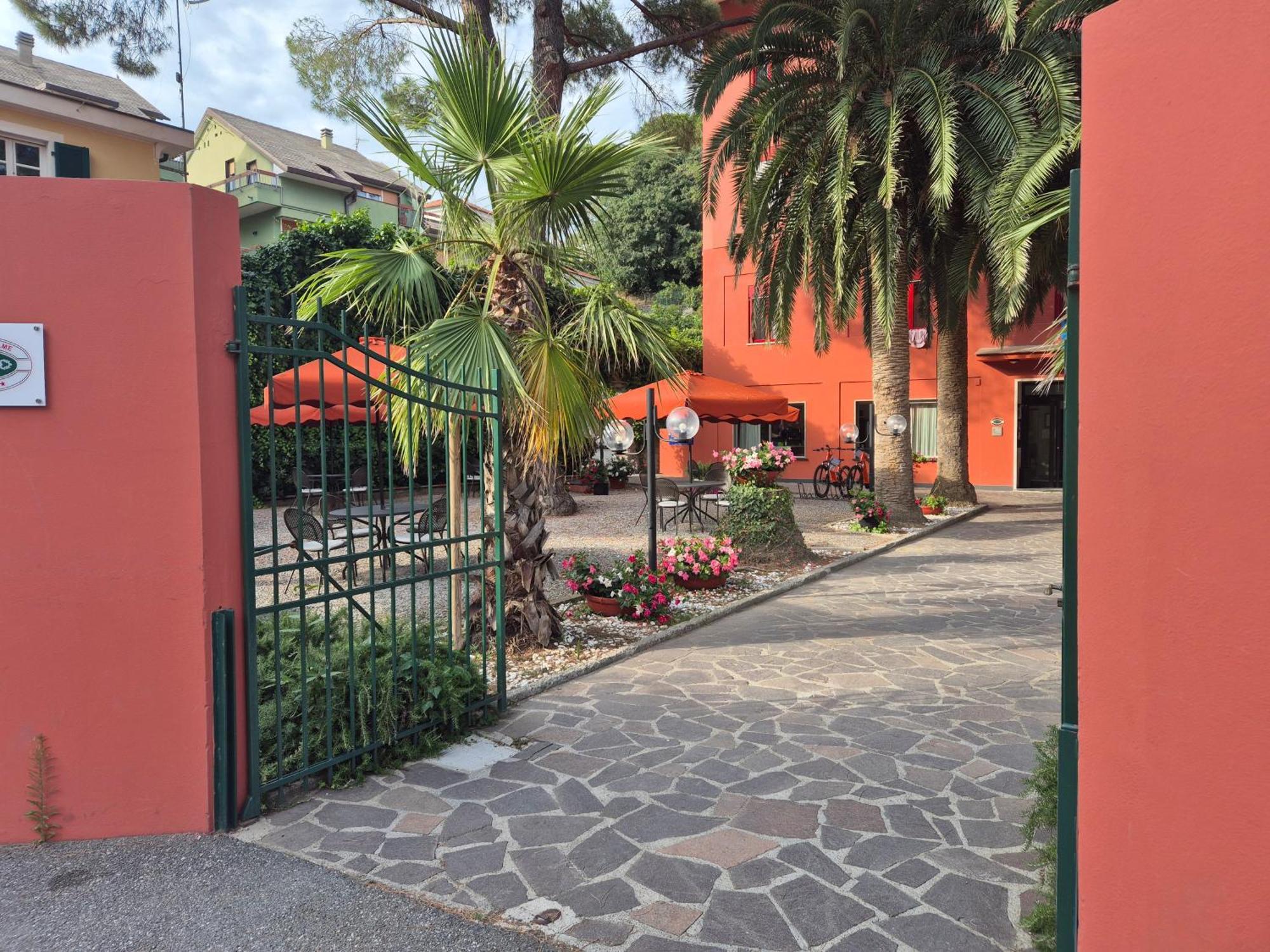 Deluxe 4 Bedrooms In Fegina Monterosso モンテロッソ・アル・マーレ エクステリア 写真